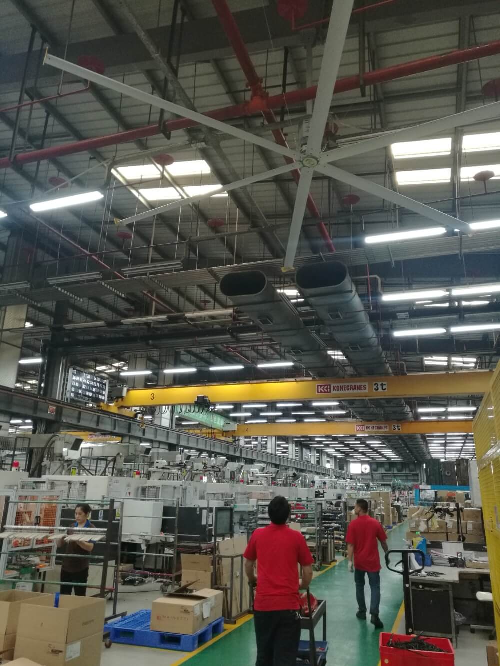 機(jī)械加工車間大風(fēng)扇